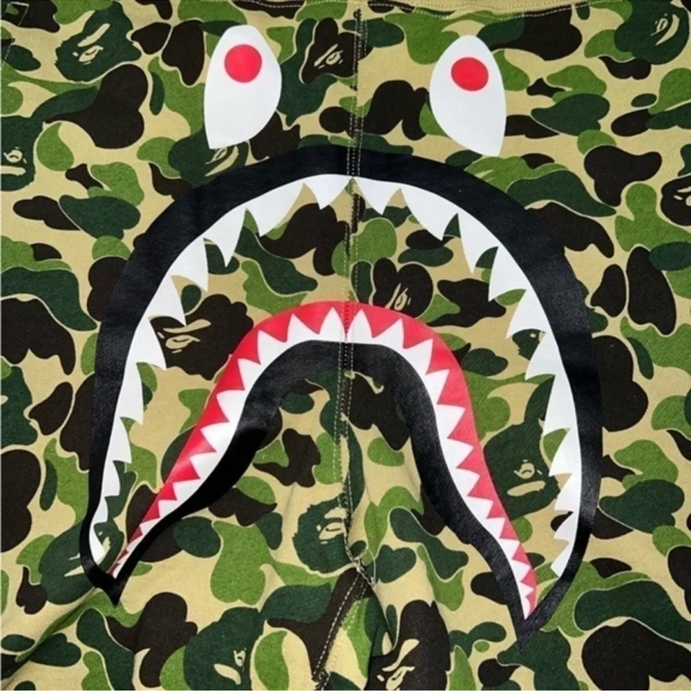 NWT BAPE : Camo Shark Sweat Shorts